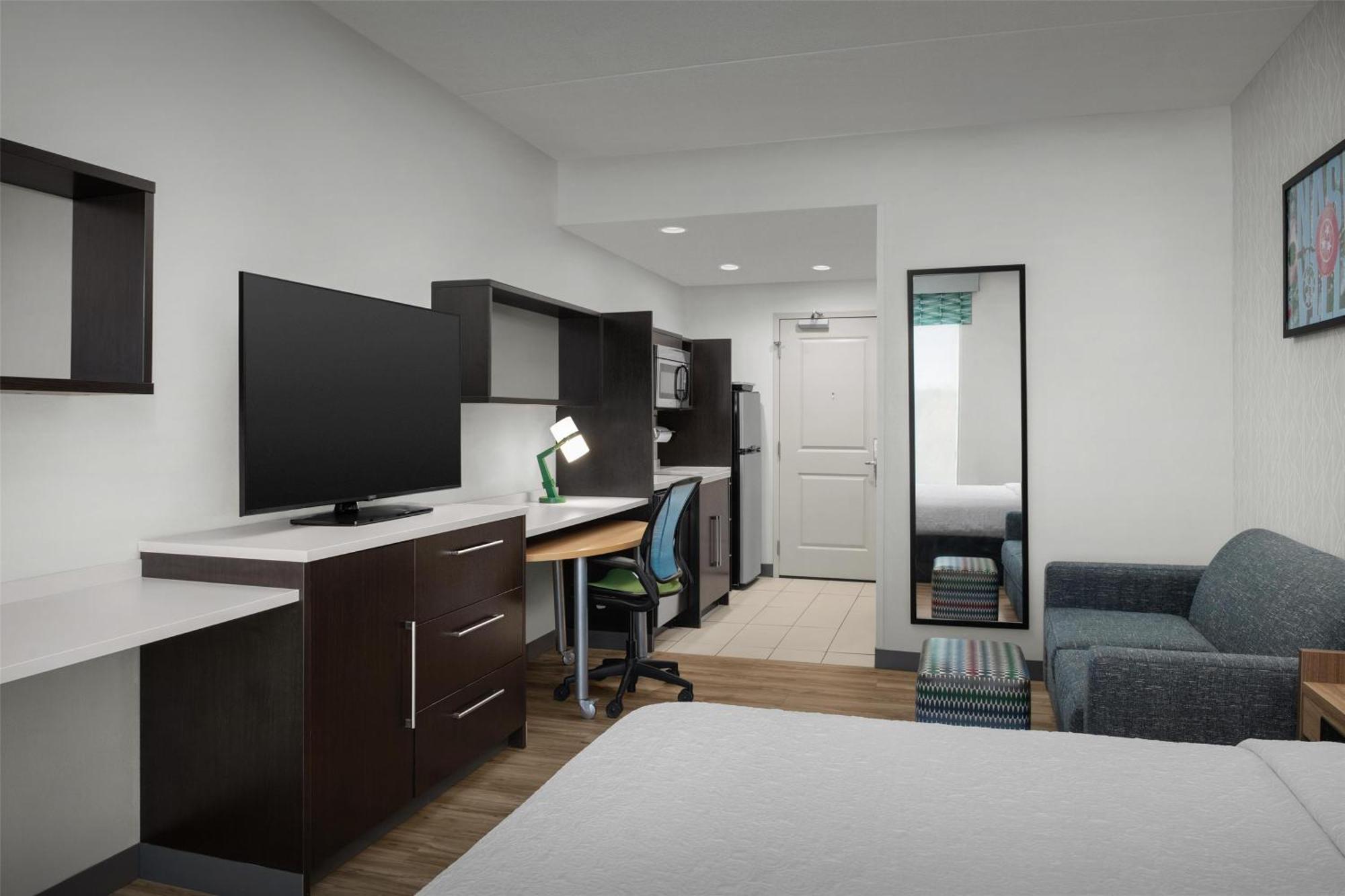 Home2 Suites Nashville Airport מראה חיצוני תמונה