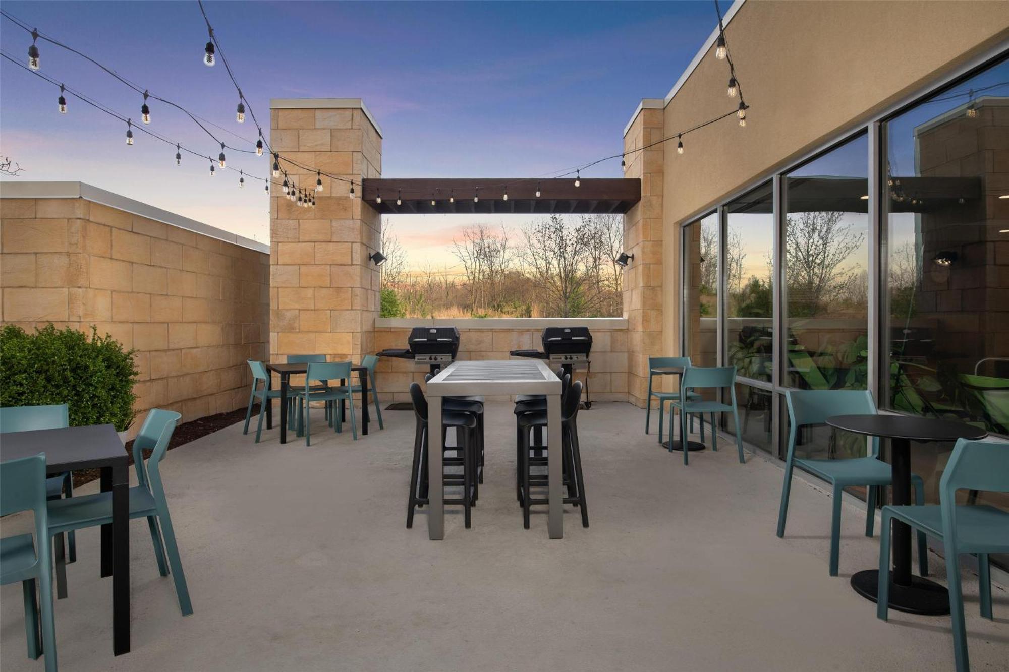Home2 Suites Nashville Airport מראה חיצוני תמונה